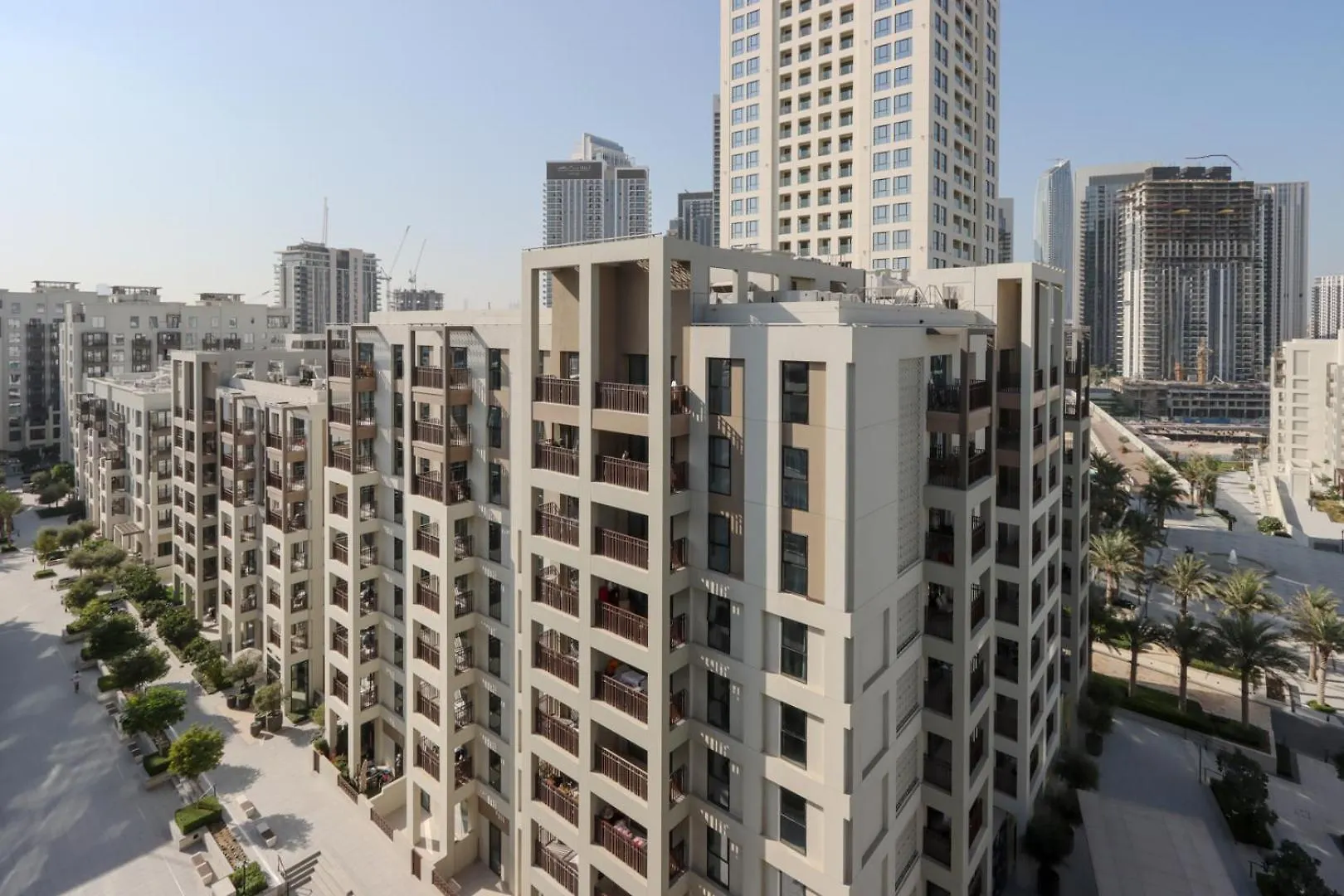 Livbnb-Plush Summer 2Br Unit At Creek Beach Dubai Apartment