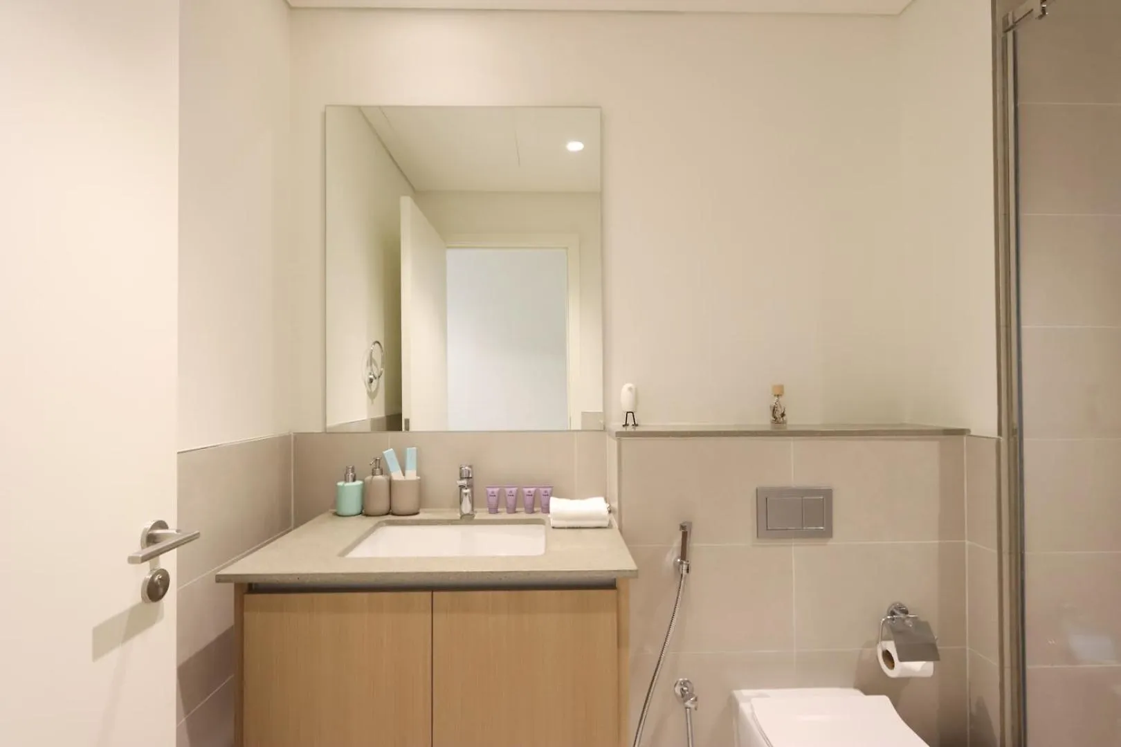 Livbnb-Plush Summer 2Br Unit At Creek Beach 迪拜 公寓