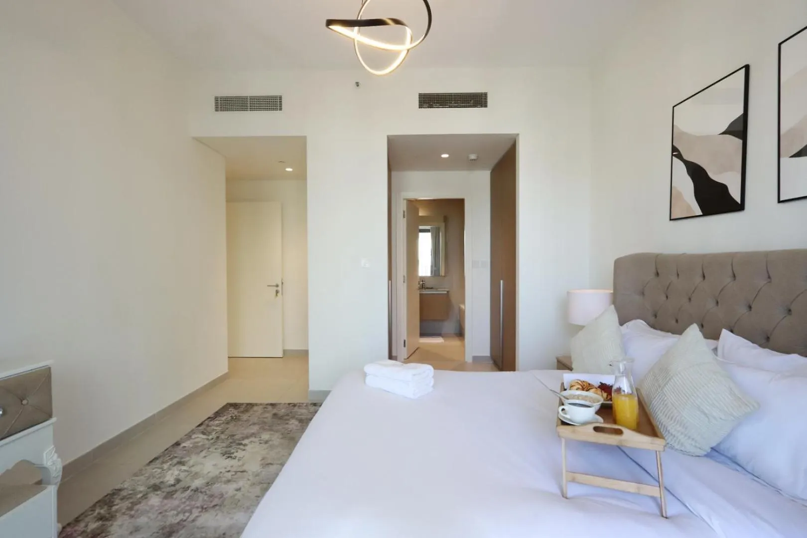 Livbnb-Plush Summer 2Br Unit At Creek Beach 迪拜 0*,  阿拉伯联合酋长国