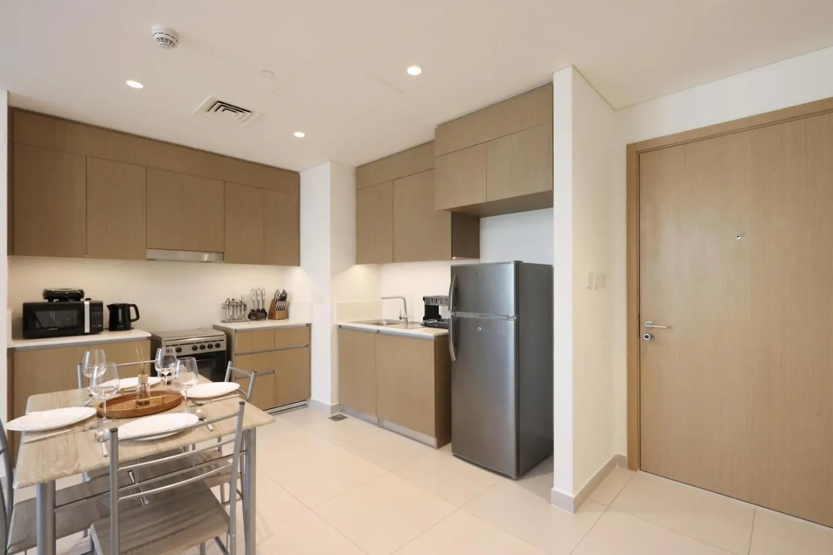 Livbnb-Plush Summer 2Br Unit At Creek Beach 迪拜 0*,  阿拉伯联合酋长国