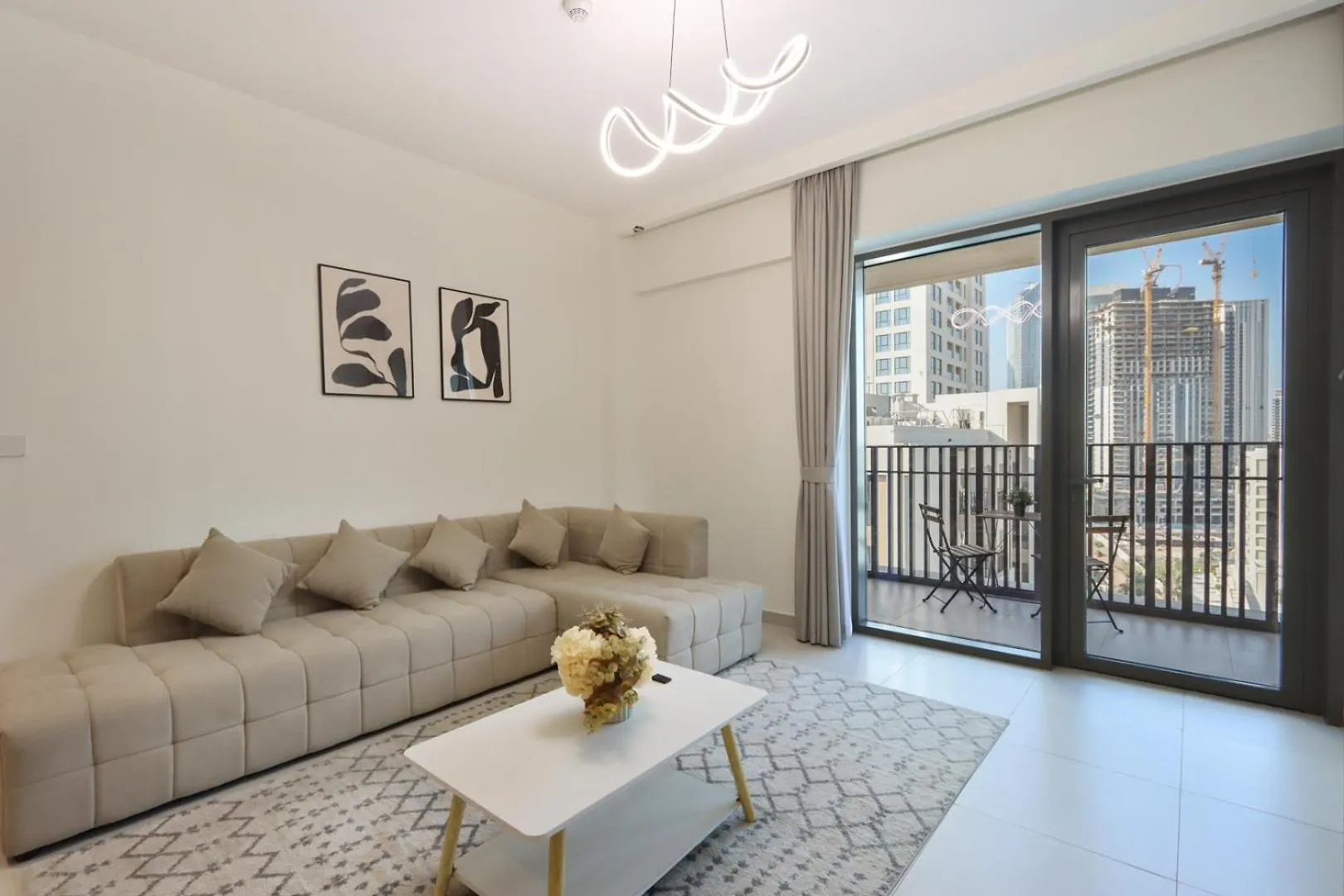 Livbnb-Plush Summer 2Br Unit At Creek Beach 迪拜